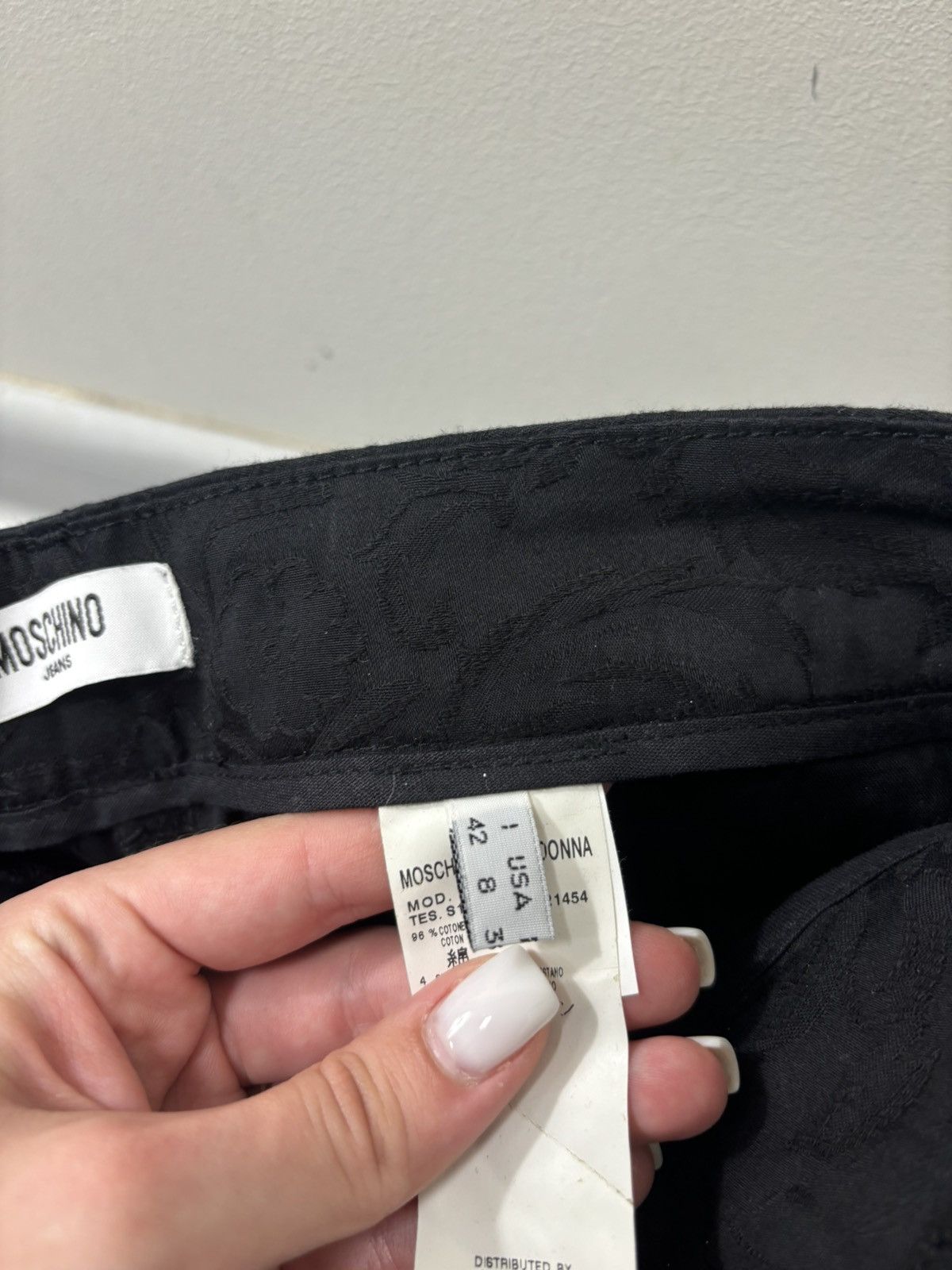 Moschino Vintage Moschino Women’s Flowers Pattern Luxury Black Pants Size 28" / US 6 / IT 42 - 8 Thumbnail