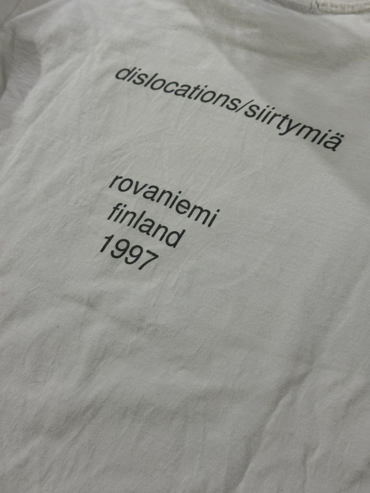Vintage Vintage 90sMaría Martinez-Cañas Dislocations Finland Art Tee Size US L / EU 52-54 / 3 - 8 Thumbnail