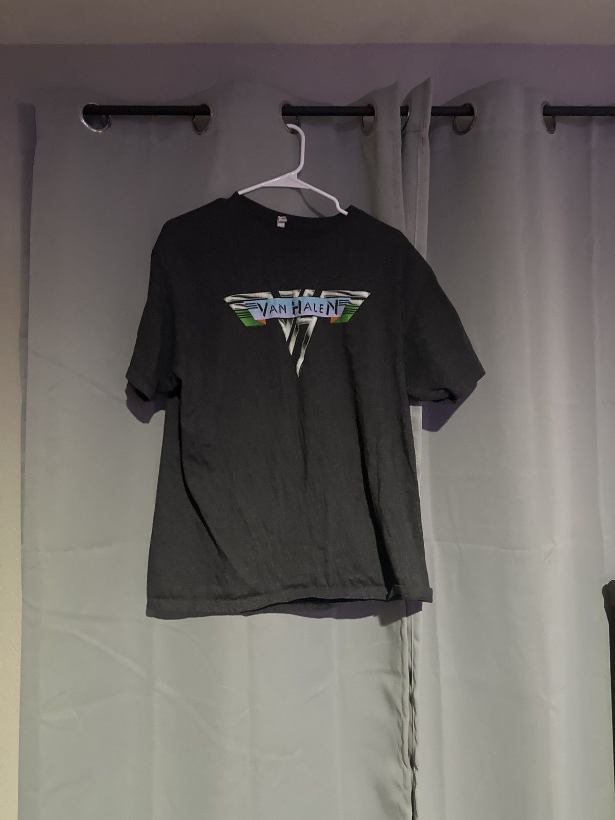 Band Tees Van Halen gray tee Size US XL / EU 56 / 4 - 2 Thumbnail