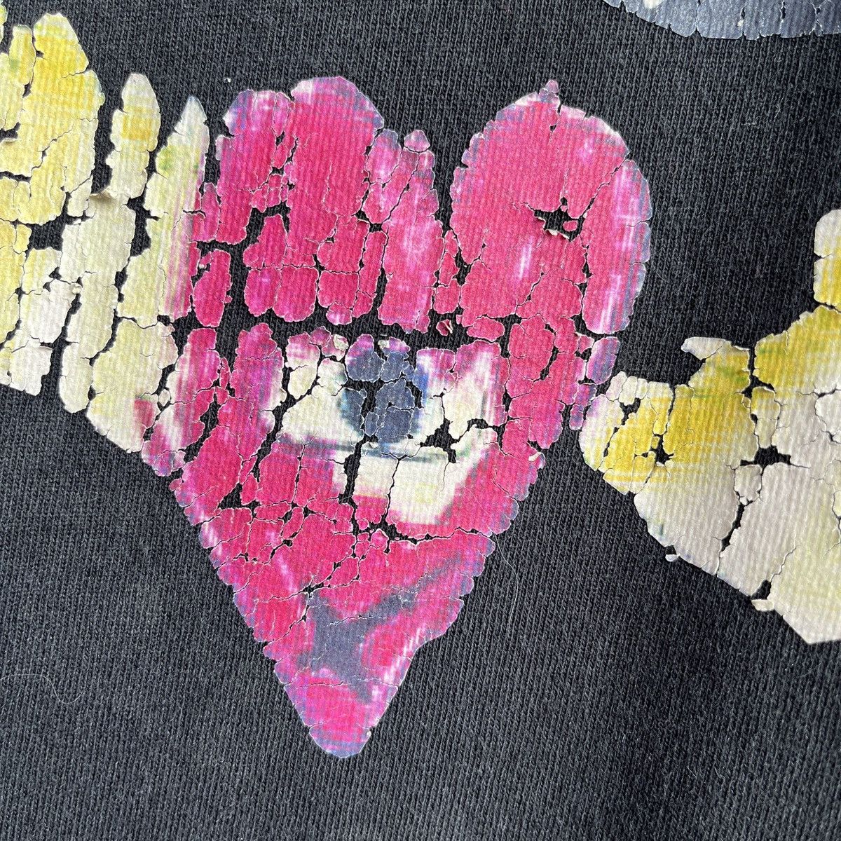 The Cure VINTAGE Y2K ROCK BAND THE CURE FADED PRINTED TSHIRT Size US L / EU 52-54 / 3 - 13 Thumbnail
