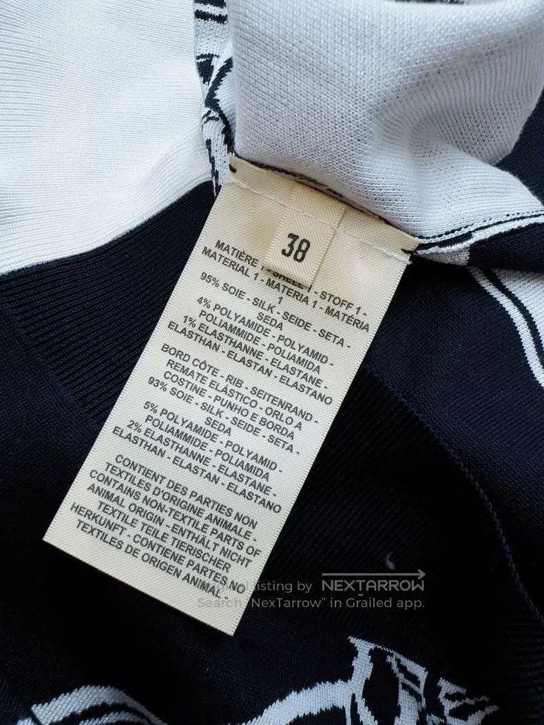 Hermes Blue and white color block rope print pattern V-nec