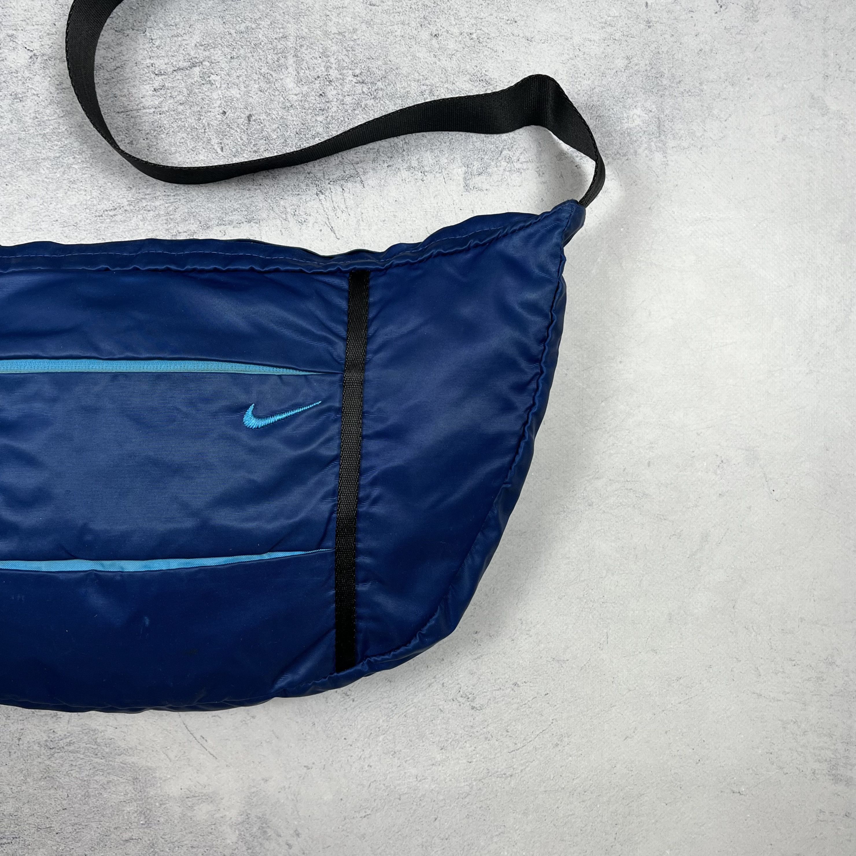 Nike Vintage Nike Swoosh Nylon Shoulder Crossbody Bag 90’s Size ONE SIZE - 3 Thumbnail