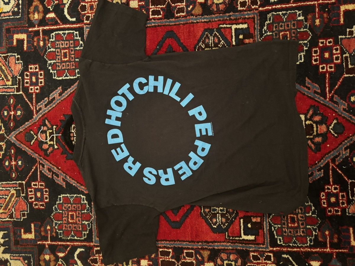Giant Red Hot Chili Peppers 1992 Aztec Hanky Panky Vintage shirt Size US L / EU 52-54 / 3 - 2 Thumbnail
