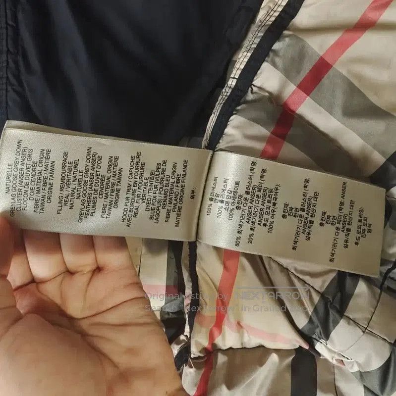 Burberry Burberry Women's Black Cotton Down Jacket. Size XS / US 0-2 / IT 36-38 - 6 Thumbnail