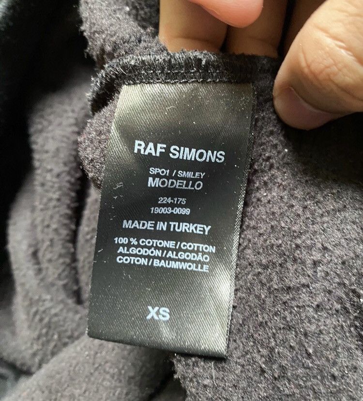 Raf Simons raf simons 2022 smiley sweater Size US XS / EU 42 / 0 - 5 Thumbnail