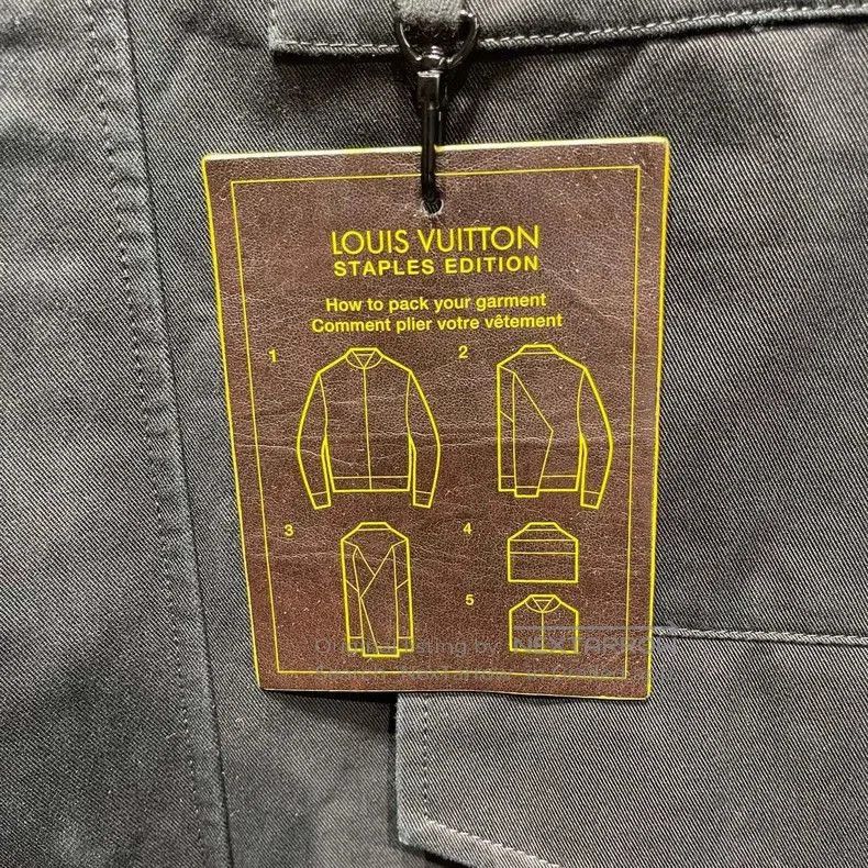 Louis Vuitton LV Staples Edition Cargo Jacket. Size US L / EU 52-54 / 3 - 3 Thumbnail