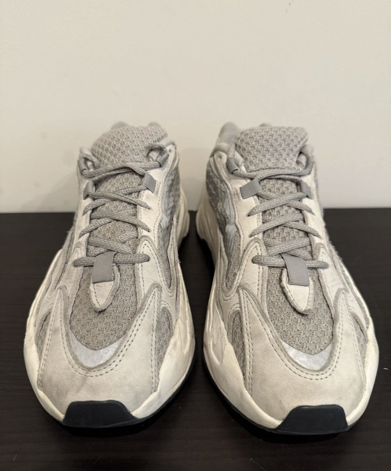 Adidas Yeezy 700 Static v2 Size US 8.5 / EU 41-42 - 2 Thumbnail