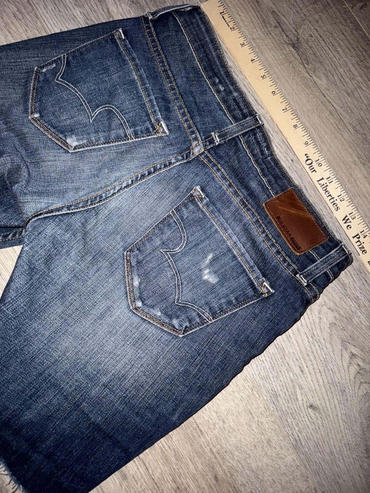 Big Star Buckle BIG STAR - Early 2000’s Alex Mid Rise Skinny Shorts Size 27" / US 4 / IT 40 - 9 Thumbnail