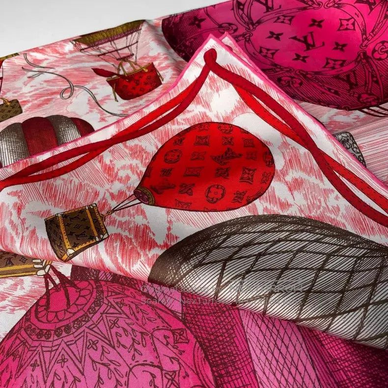 Louis Vuitton Louis Vuitton Mulberry Silk scarf Size ONE SIZE - 4 Thumbnail
