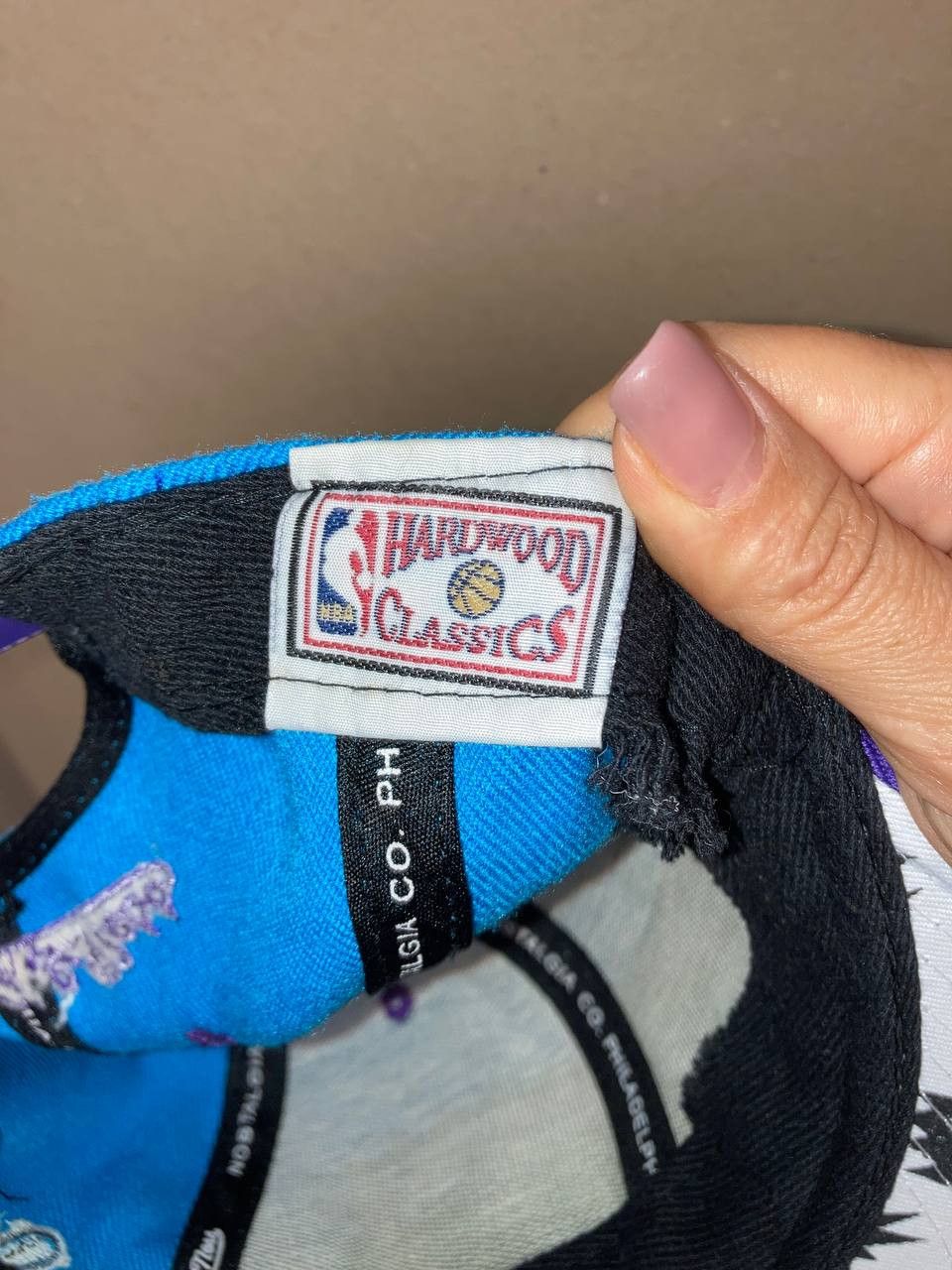 Mitchell & Ness VINTAGE CHARLOTTE HORNETS HAT CAP SNAP BACK NBA BASKETBALL Size ONE SIZE - 12 Thumbnail