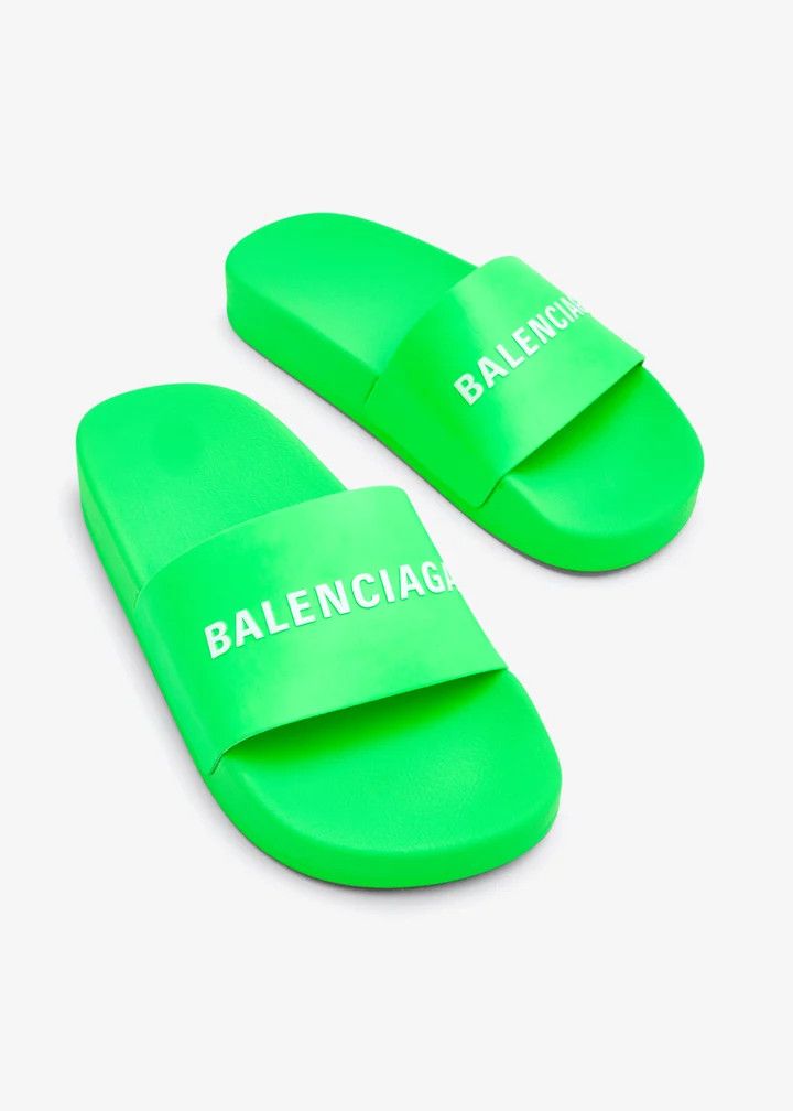 Balenciaga o1srvl11e0426 Size: KIDS 32 / Pool Slide Sandals in Green Size US 5 / EU 37 - 4 Thumbnail
