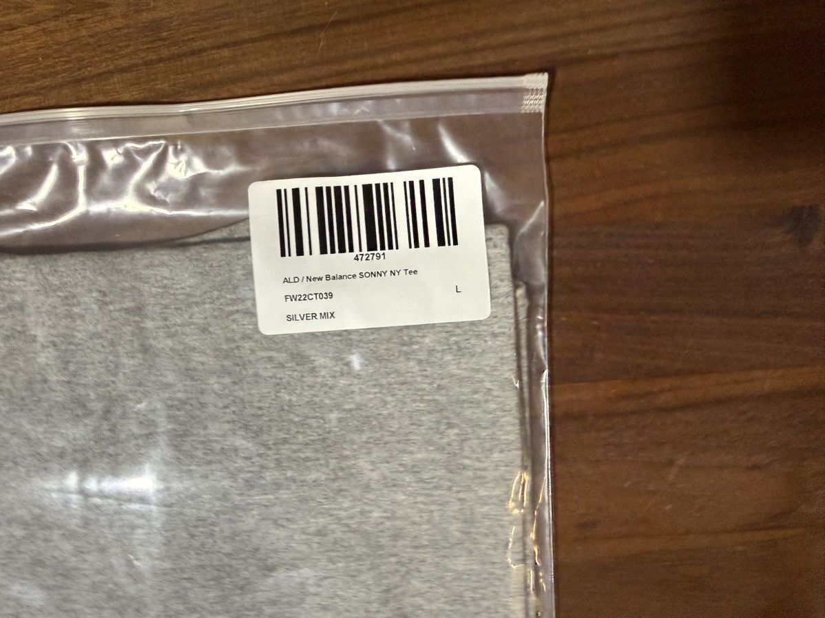 Aime Leon Dore × New Balance Aime Leon Dore New Balance SONNY NY Tee Large Grey T-Shirt Size US L / EU 52-54 / 3 - 9 Thumbnail