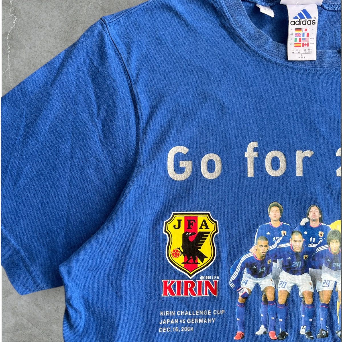 Adidas Vintage ADIDAS KIRIN JAPAN JFA 2004 TEAM LINE UP Size US L / EU 52-54 / 3 - 5 Thumbnail