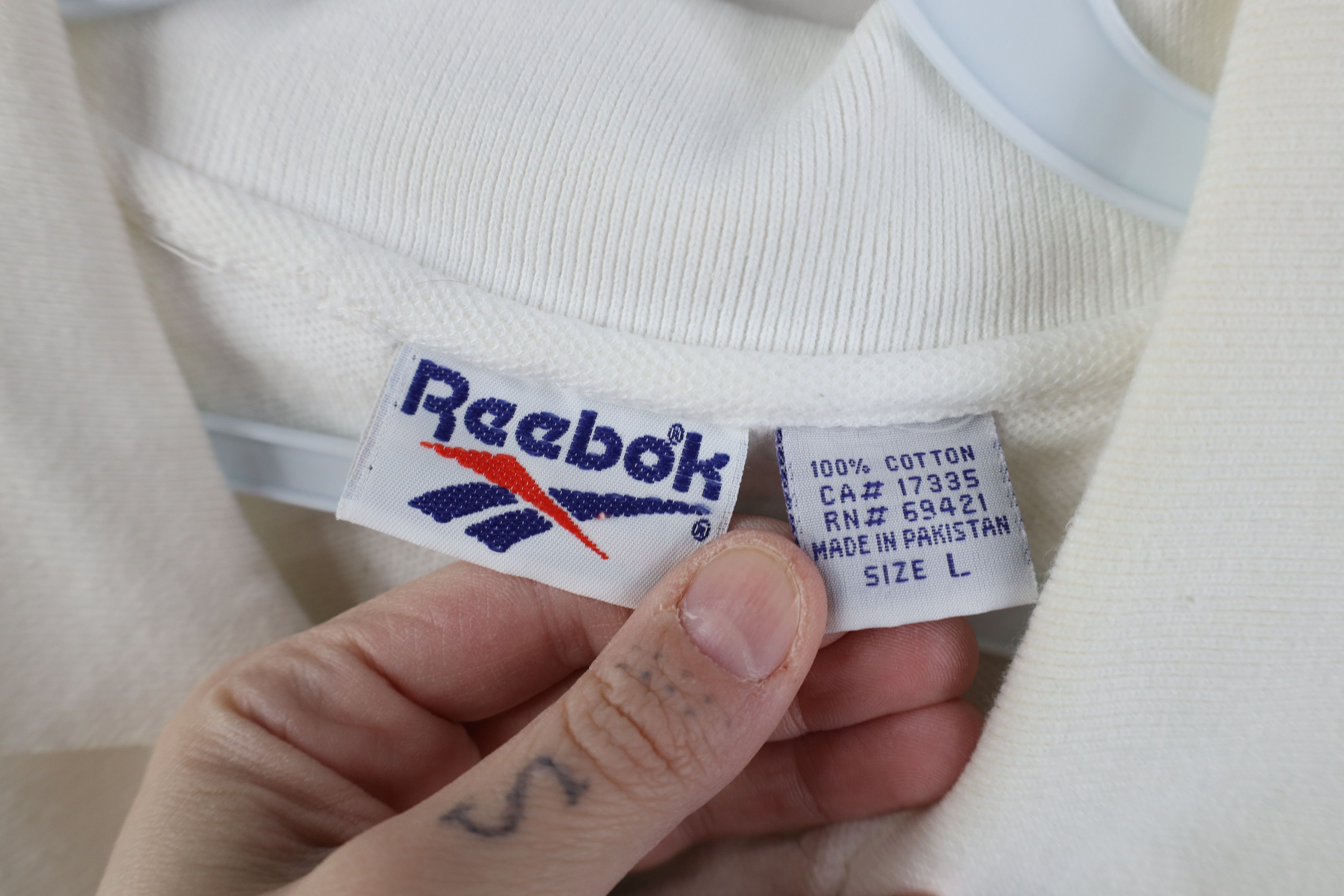 Reebok Vintage 90s Reebok Logo Pique Cotton Knit Golf Polo White Size US L / EU 52-54 / 3 - 7 Thumbnail