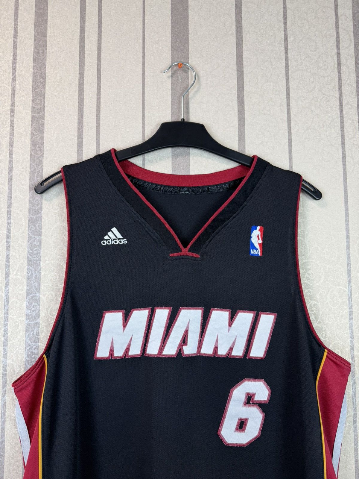 Adidas 2014 Adidas NBA Miami Heat LeBron James 6 jersey Size US L / EU 52-54 / 3 - 3 Thumbnail