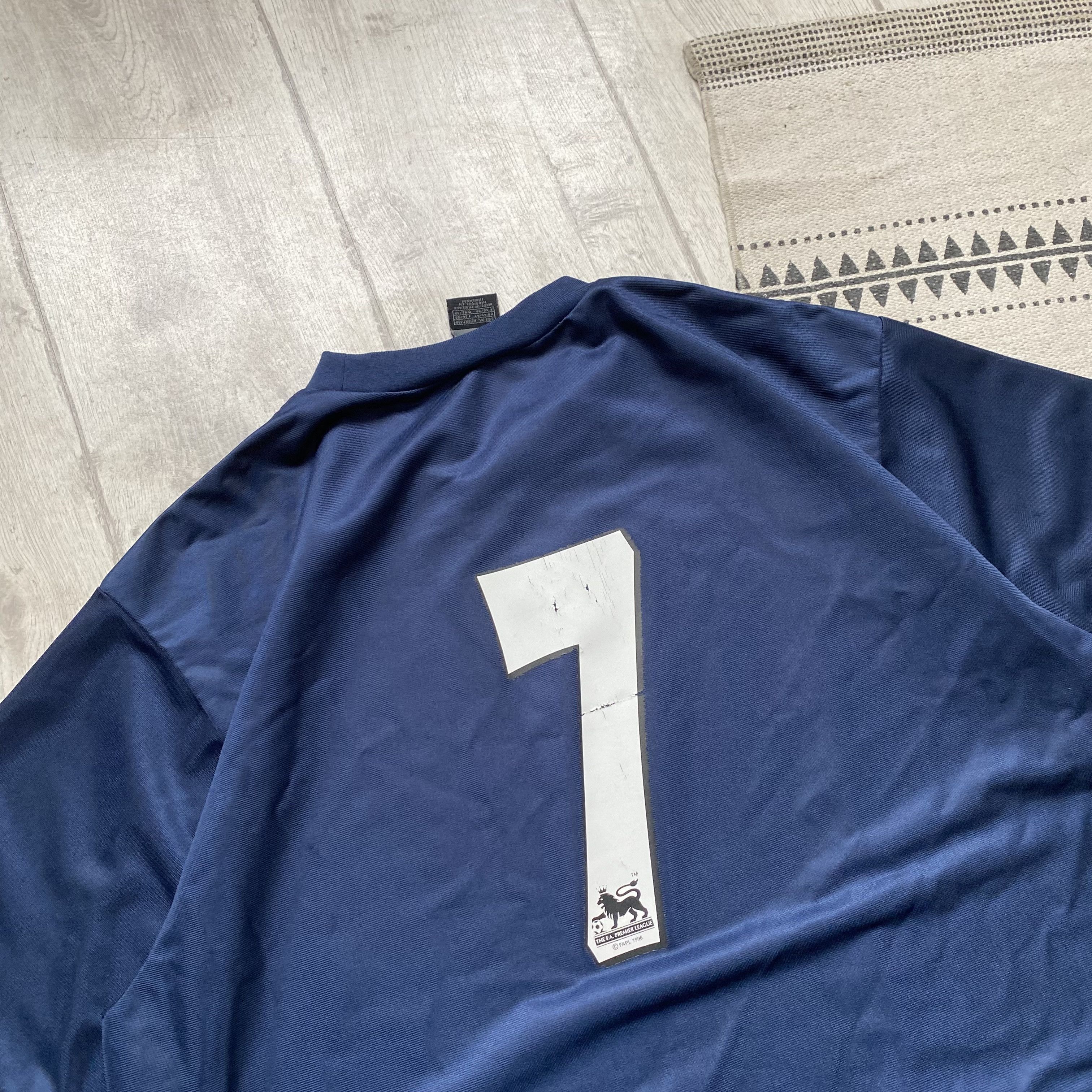 Nike Vintage 90s Nike tee jersey #7 Center logo TN Shox Blockore Size US XL / EU 56 / 4 - 10 Thumbnail