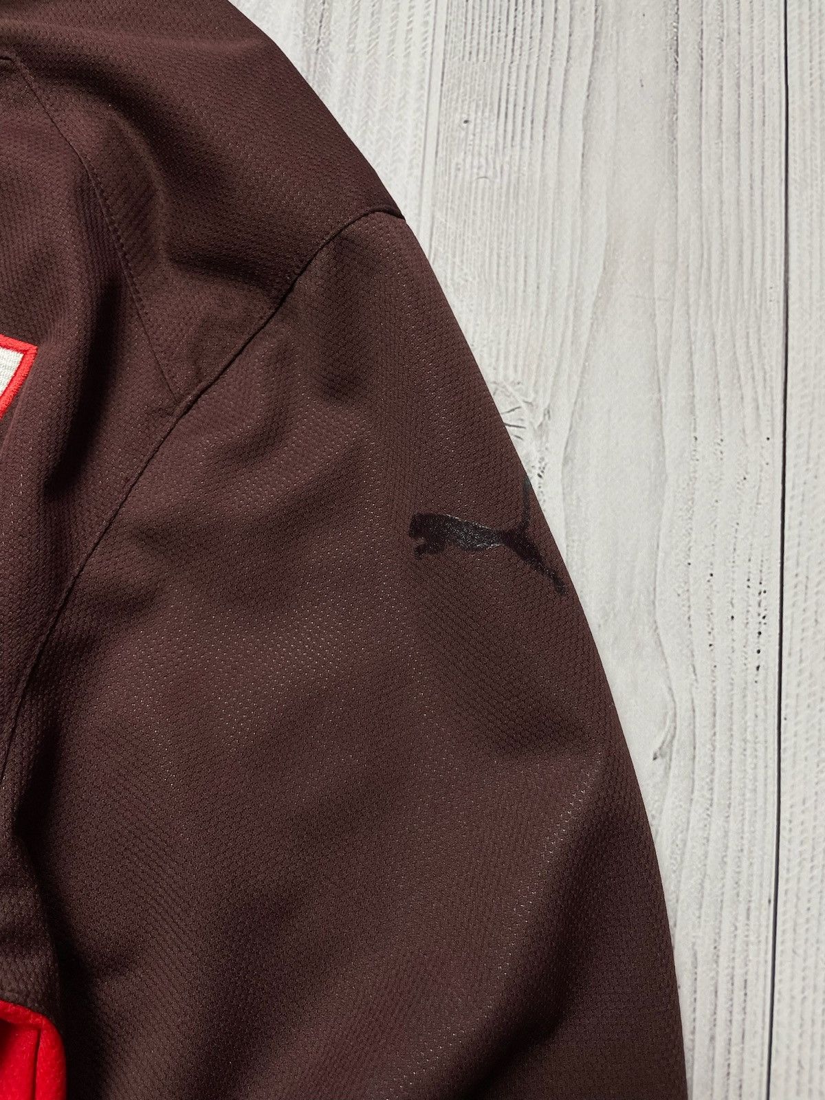 Vintage Vintage puma Stuttgart soccer sweatshirt brown rare size L Size US L / EU 52-54 / 3 - 4 Thumbnail