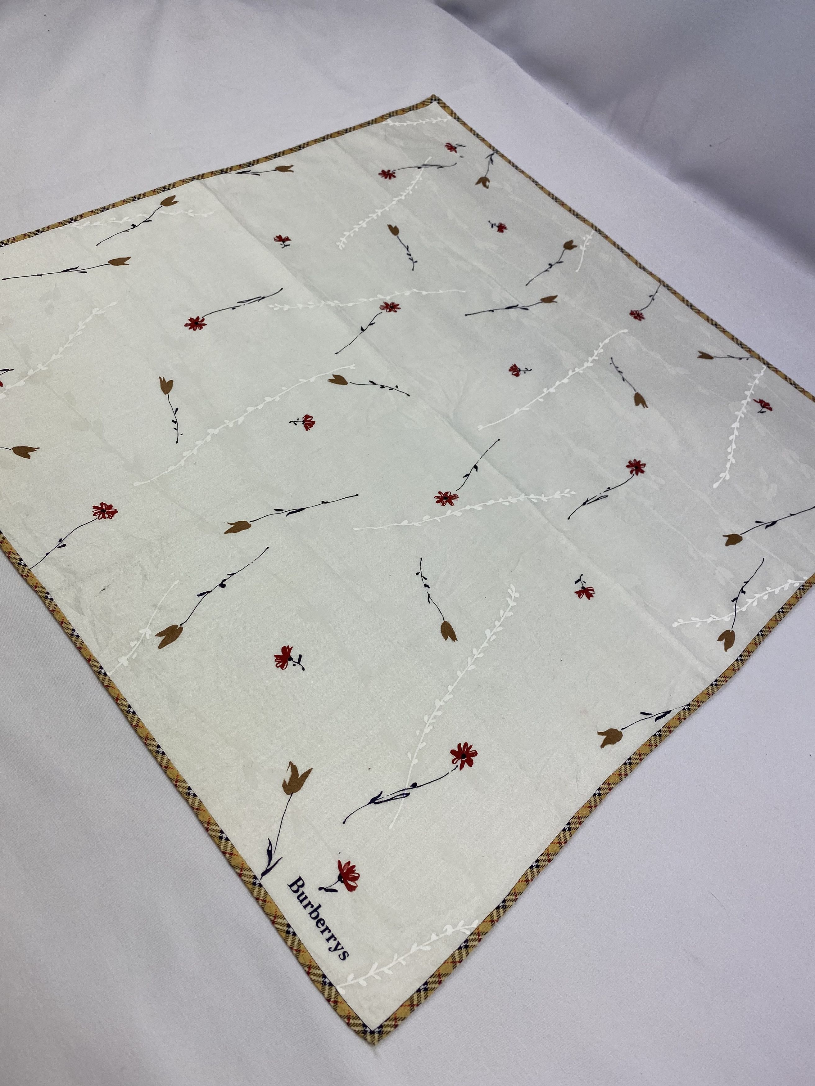 Burberry Burberry Handkerchief / Bandana / Neckerchief Size ONE SIZE - 4 Thumbnail