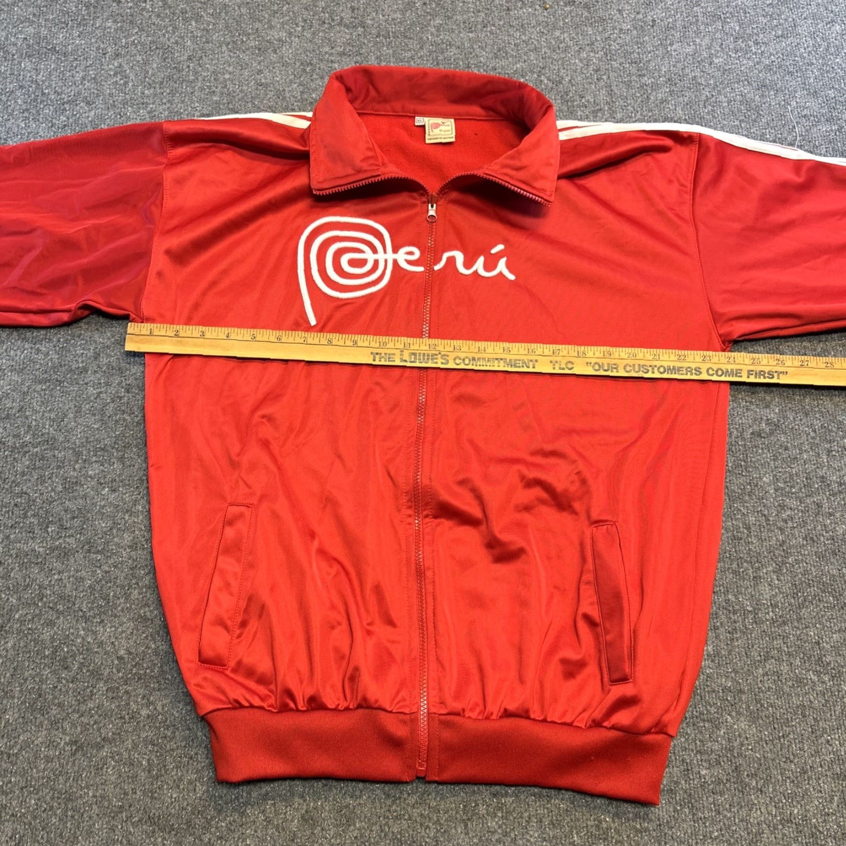 Vintage Peru Track Jacket Full Zip Men XL Red White Embroidered Tourist Travel Track Jacket Mens XL Red White Embroidered Tourist Travel Size US XL / EU 56 / 4 - 4 Thumbnail