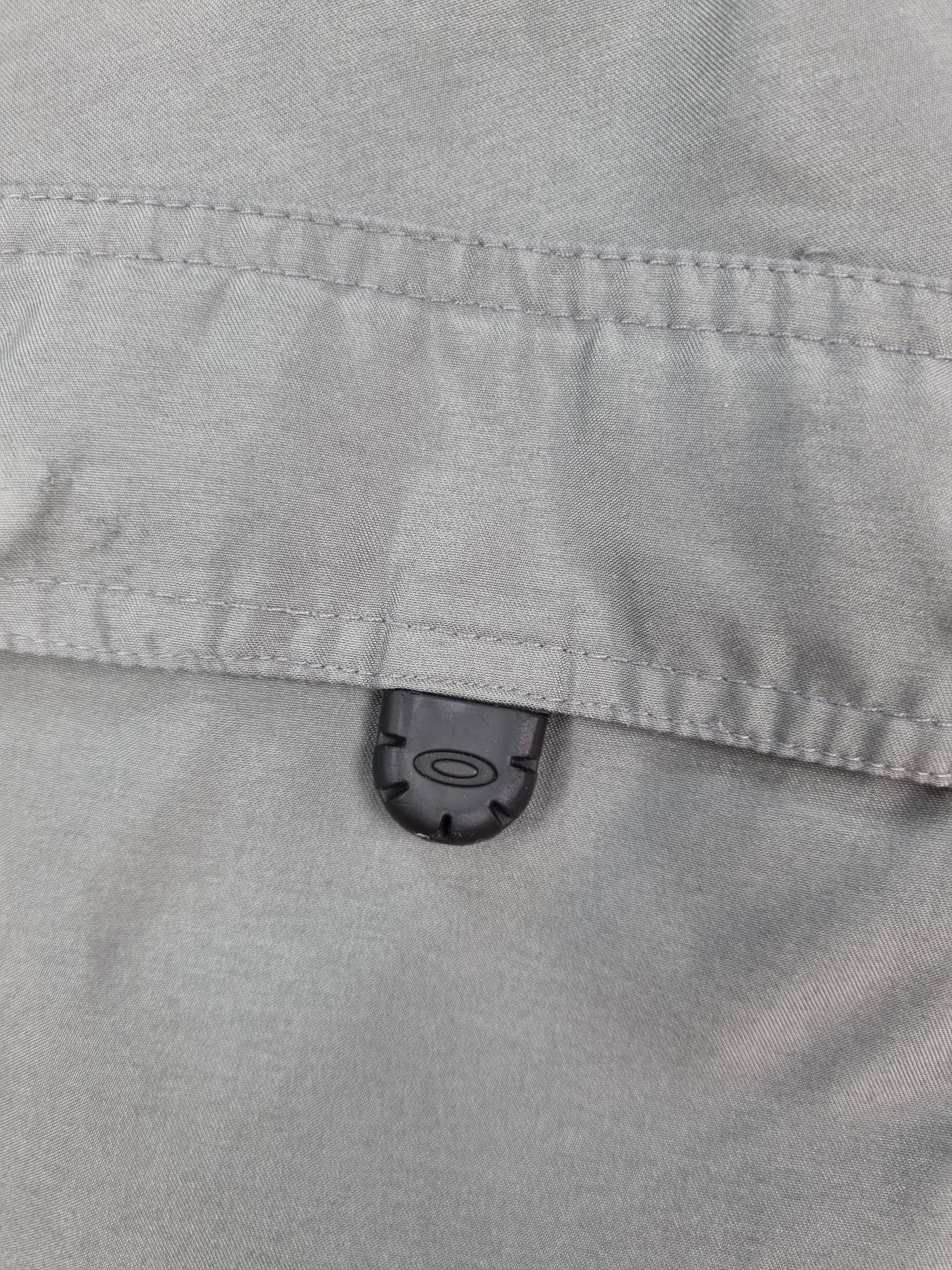 Oakley Oakley Nylon Cargo Utility Shorts with zipped pockets Size US 31 - 8 Thumbnail