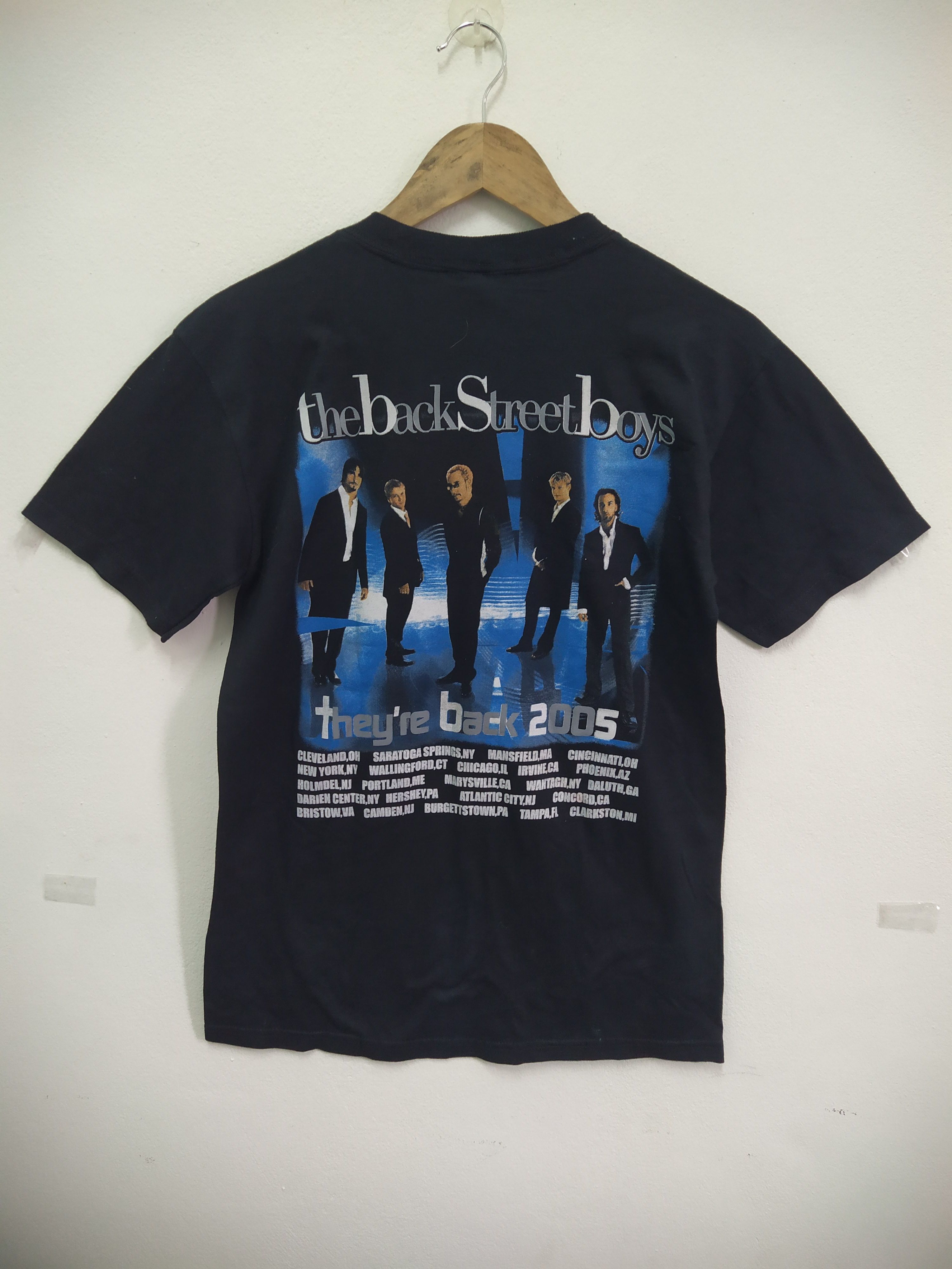 Band Tees The Back Street Boys Tour 2005 Vintage TShirt Size US S / EU 44-46 / 1 - 2 Thumbnail