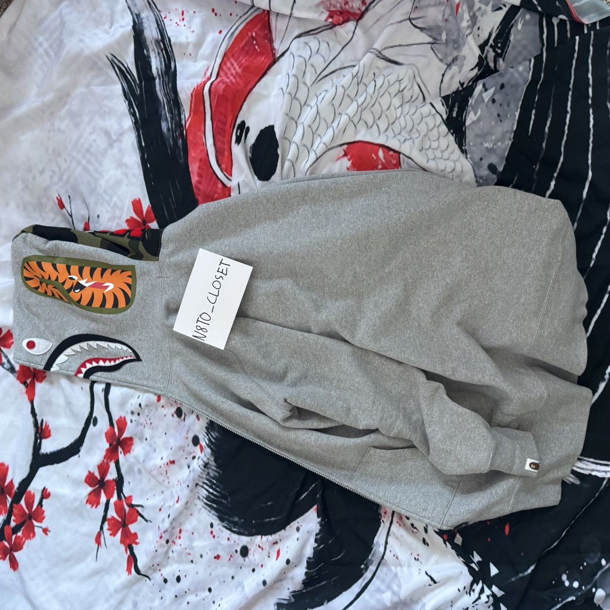 Bape Bape Full Zip Shark Hoodie Size S / US 4 / IT 40 - 3 Thumbnail