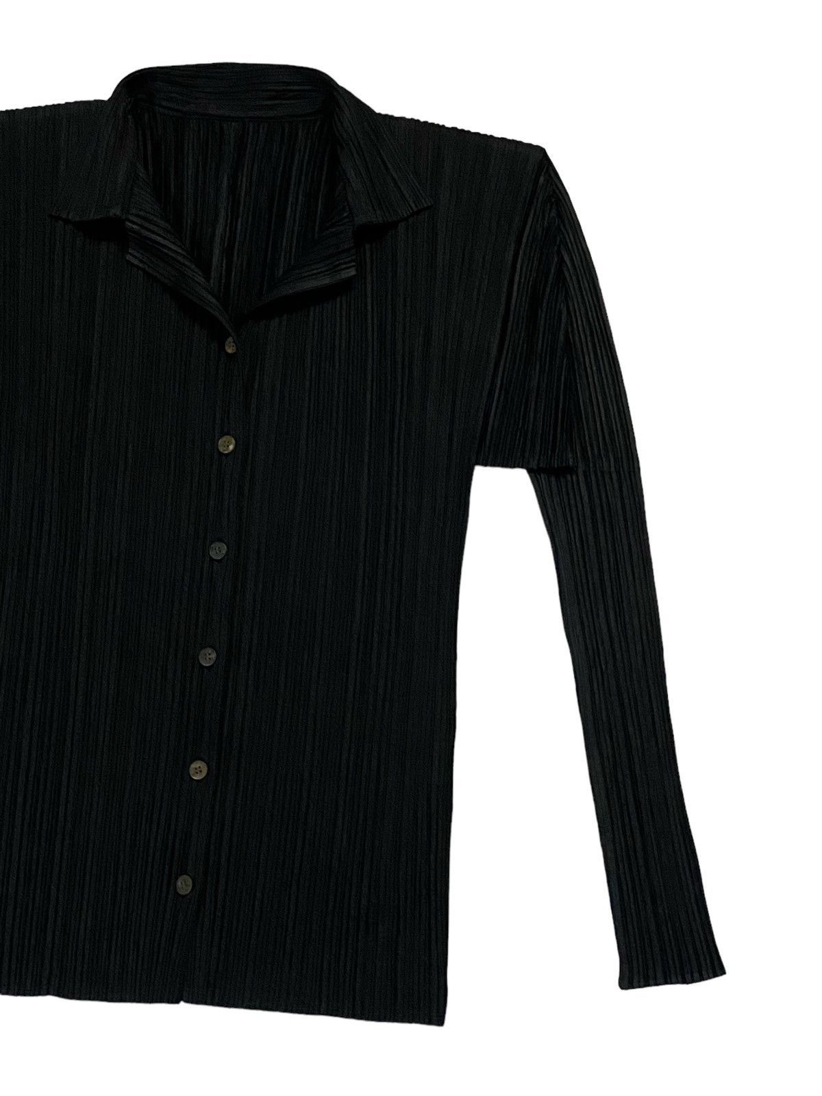Issey Miyake Pleats Please Pleated Basics Button Ups Size L / US 10 / IT 46 - 18 Thumbnail