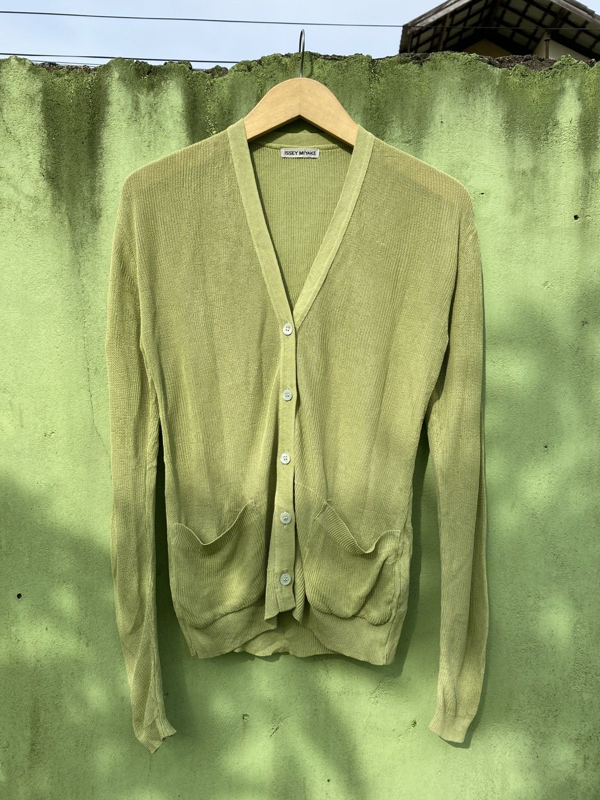 Issey Miyake Issey Miyake Olive Green Lightweight Cardigan Japanese Style Size M / US 6-8 / IT 42-44 - 1 Thumbnail