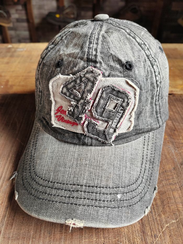 Roberta di Camerino Vintage Roberta di Camerino Distressed Style Cap Hat Size ONE SIZE - 1 Thumbnail