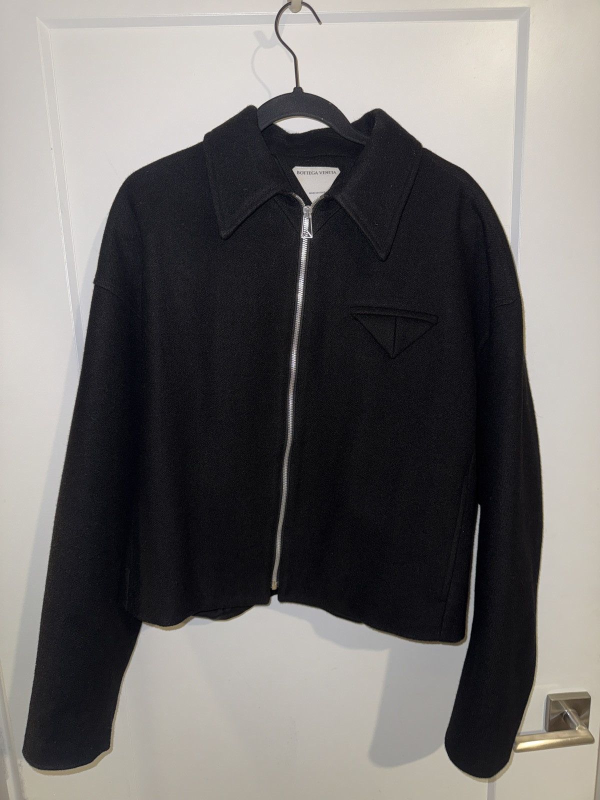 Bottega Veneta Bottega Veneta Black Wool Cropped Triangle Pocket Jacket Size US L / EU 52-54 / 3 - 1 Thumbnail