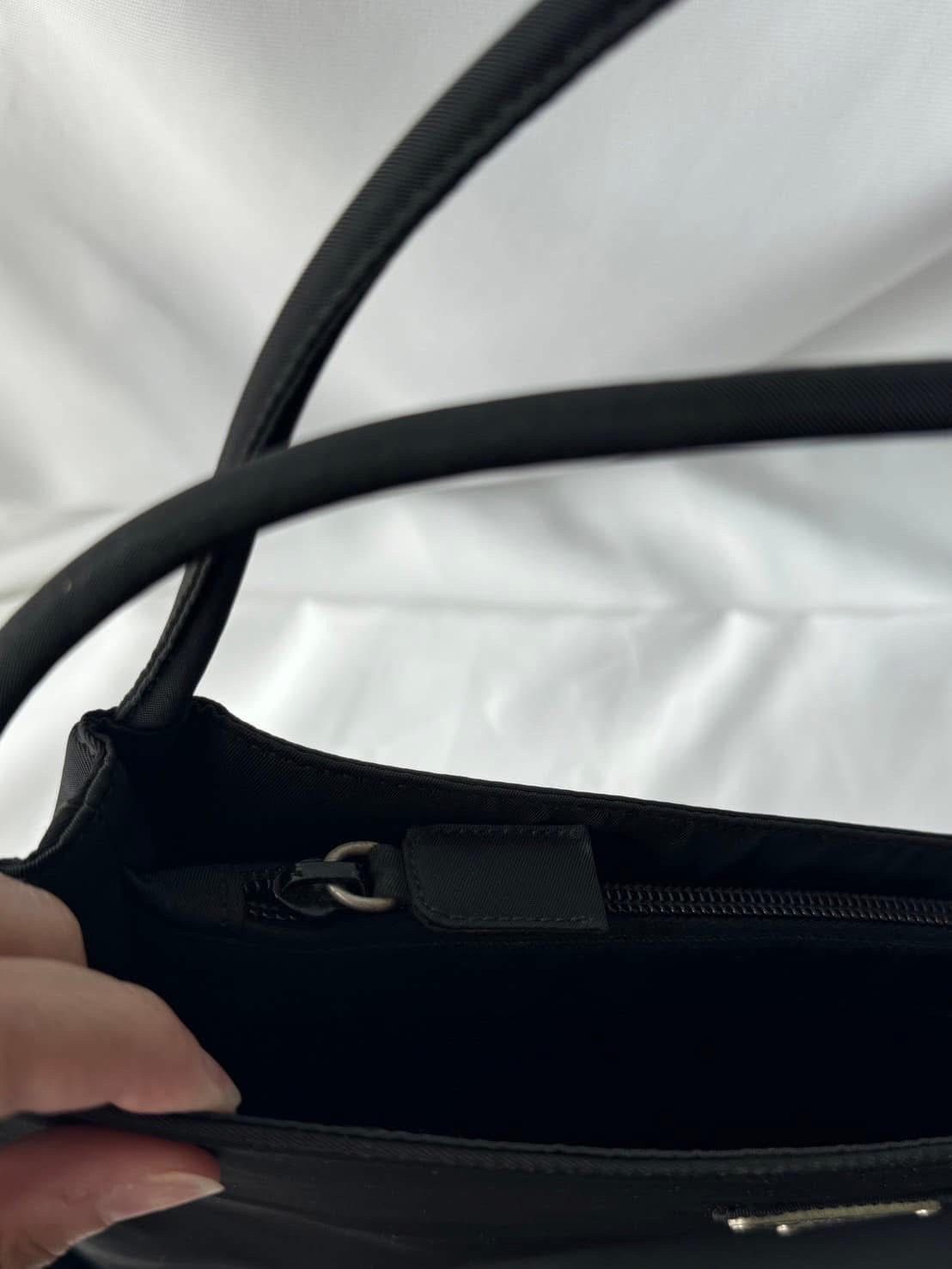 Prada Prada Nylon Tote Bag (SOLD) Size ONE SIZE - 7 Thumbnail