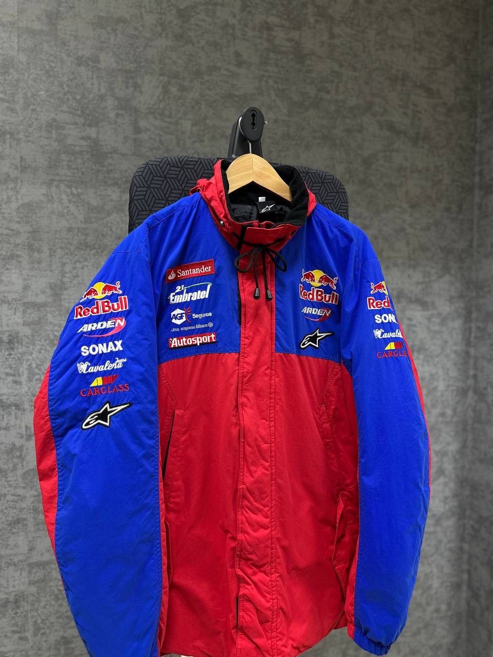 Red Bull × Vintage Vintage Red Bull Racing Jacket Formula Uno Size US L / EU 52-54 / 3 - 8 Thumbnail