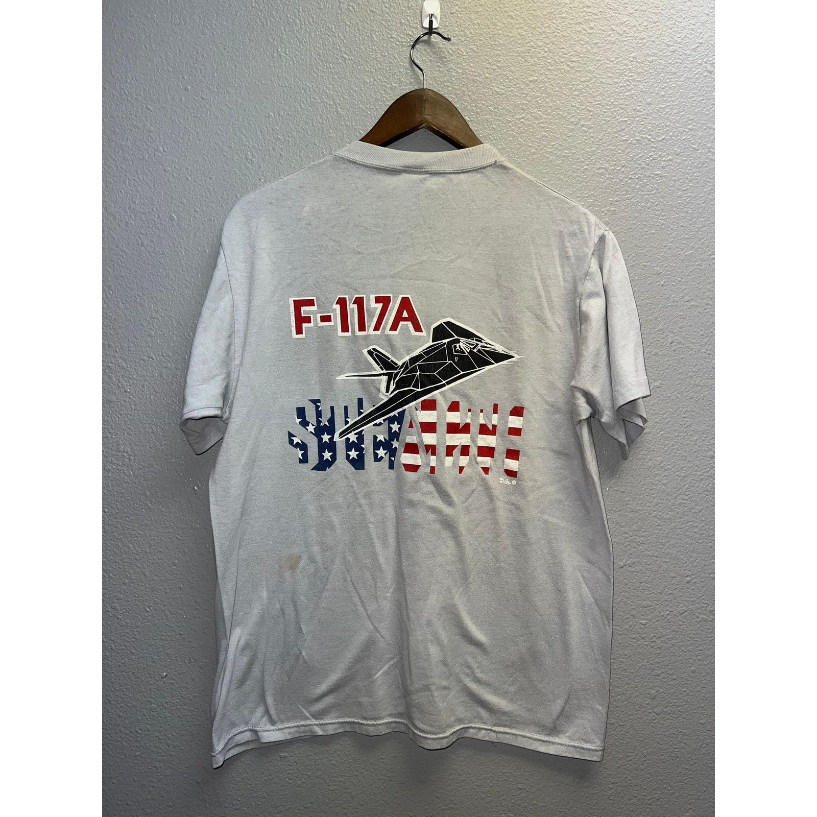 Jerzees Vintage Semper Shirt En Obscurus Specialized Air Logistics Size US L / EU 52-54 / 3 - 8 Thumbnail