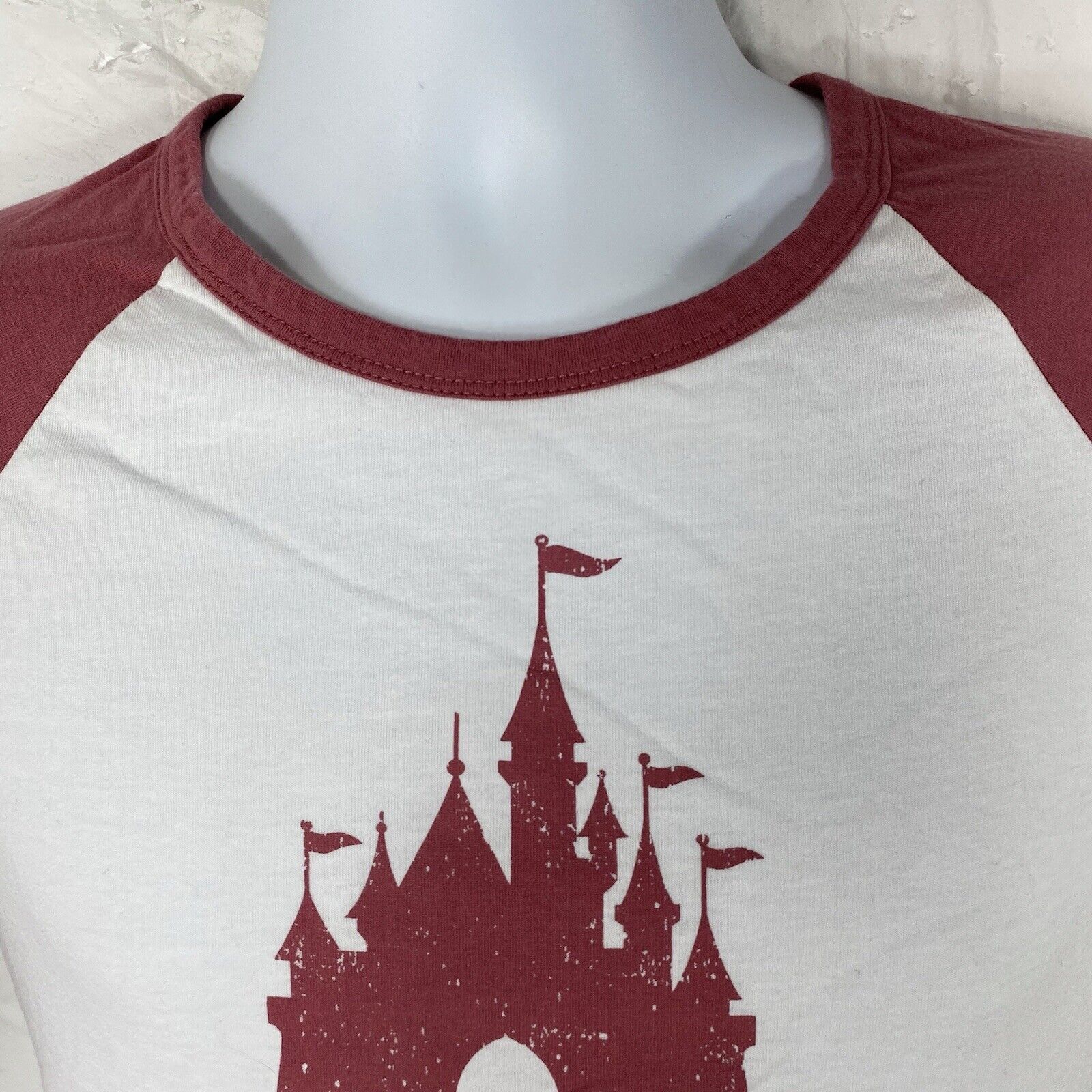 Disney Disney Parks 3/4 Sleeve 'Vacation Mode' Castle Graphic Tee Size US S / EU 44-46 / 1 - 4 Thumbnail