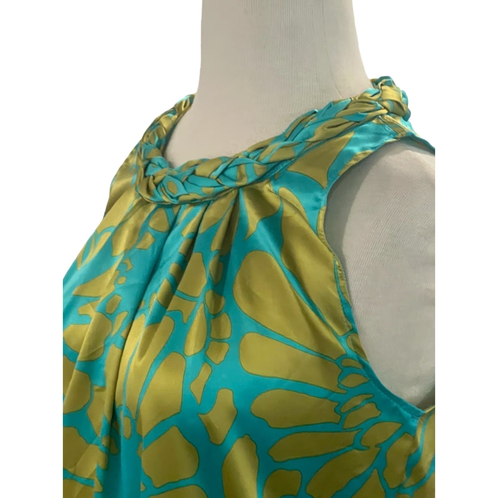 Vintage Tracy Negoshian Women's Dress Sleeveless Floral Blue & Gold Knee Length S Shifts Casual Summer Madeira? Wait. Size S / US 4 / IT 40 - 3 Thumbnail