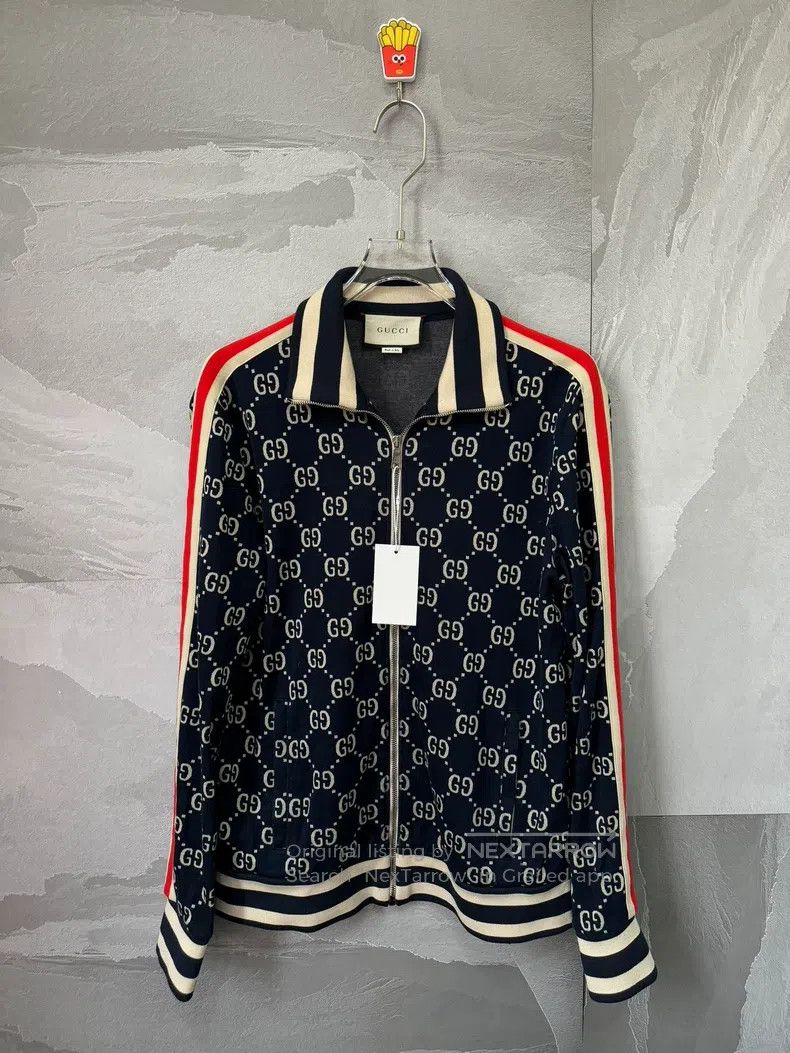 Gucci Gucci Red and blue full-print logo jacket school uniform j Size US XL / EU 56 / 4 - 1 Thumbnail