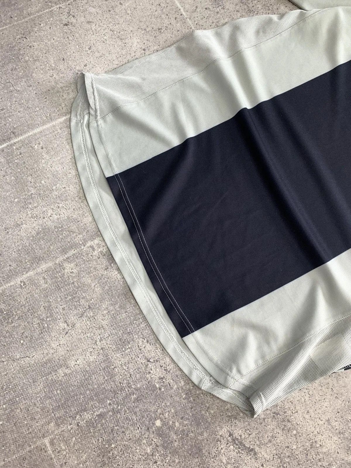 Vintage Vintage NEWCASTLE UNITED 2002/2003 SOCCER FOOTBALL JERSEY Size US XL / EU 56 / 4 - 5 Thumbnail