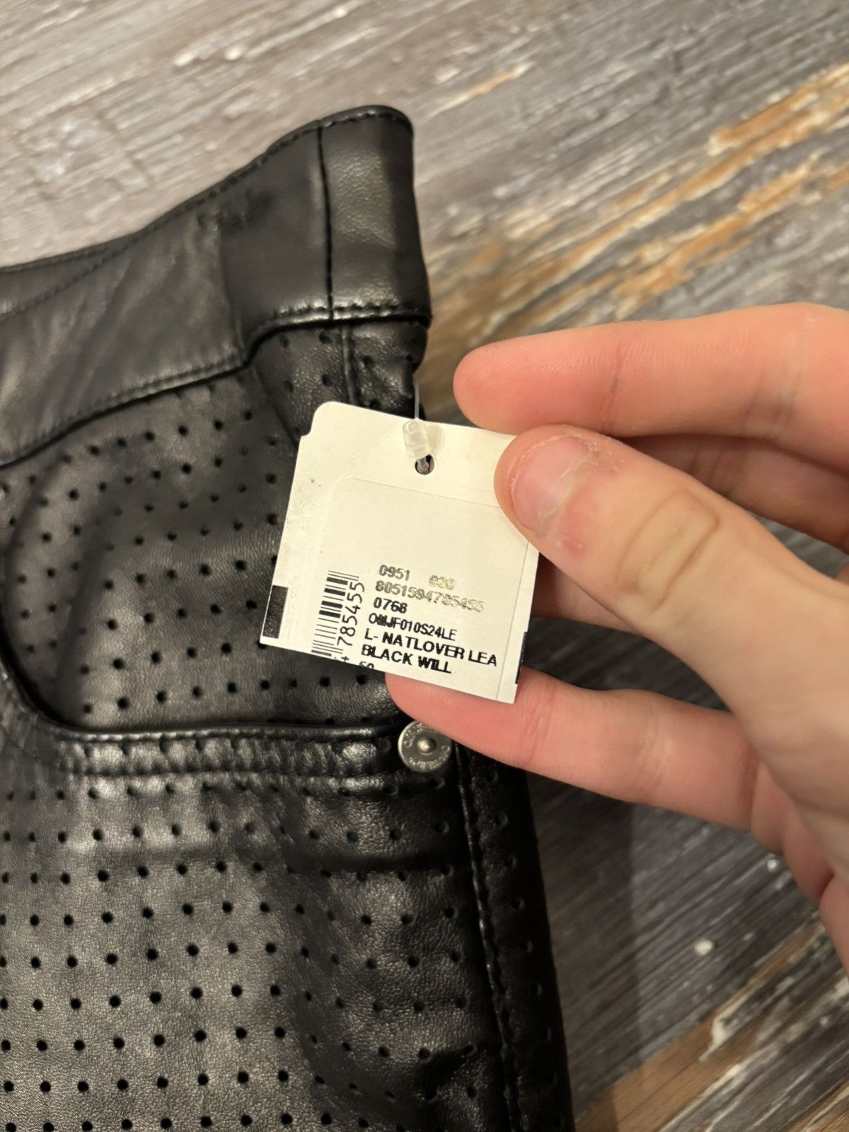 Off-White Off White Basketball Shorts Perforated Leather Size US 34 / EU 50 - 6 Thumbnail
