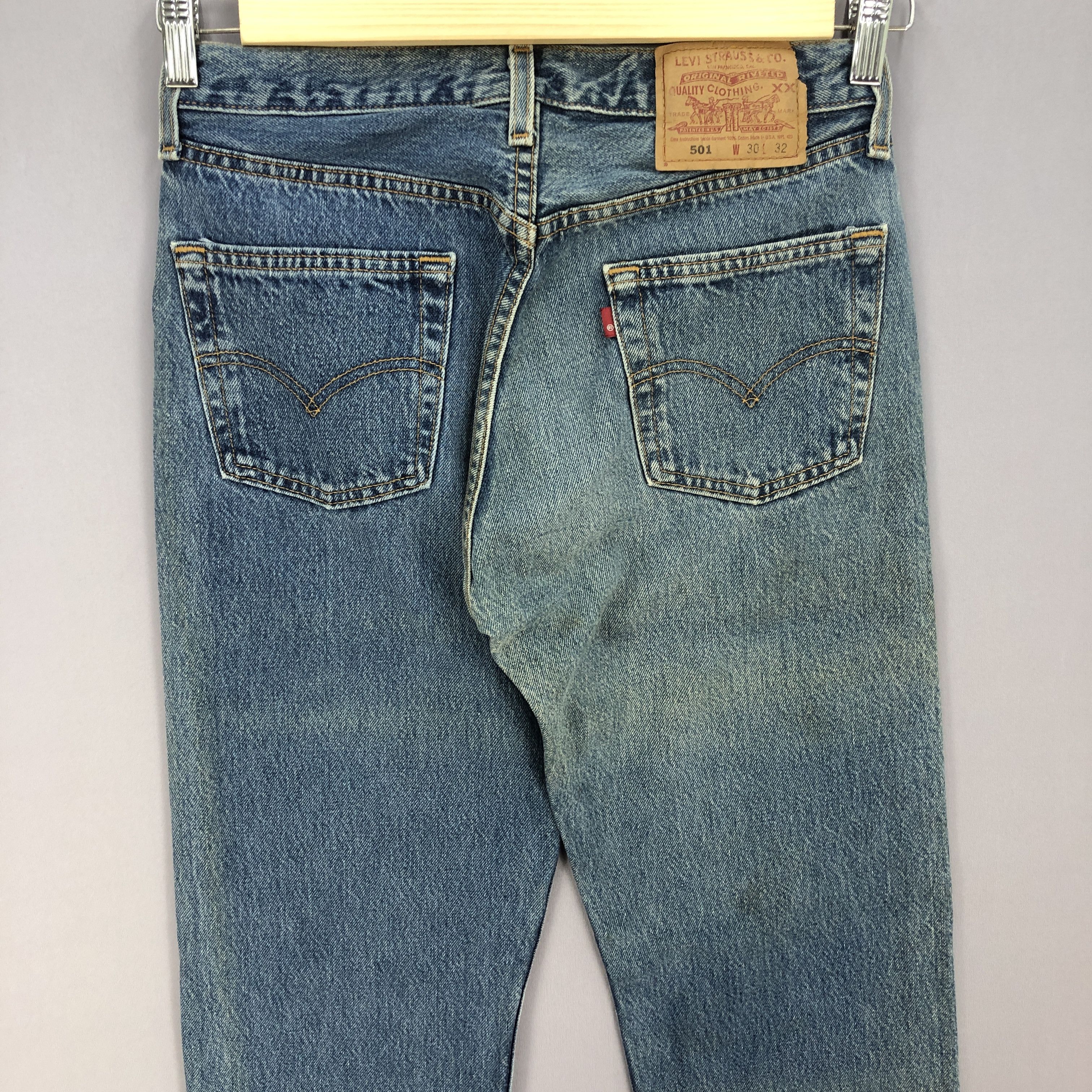Jean × Levi's × Vintage Vintage Levis 501 Blue Jeans Levi's Faded Stone Wash Denim Size 28" / US 6 / IT 42 - 4 Thumbnail