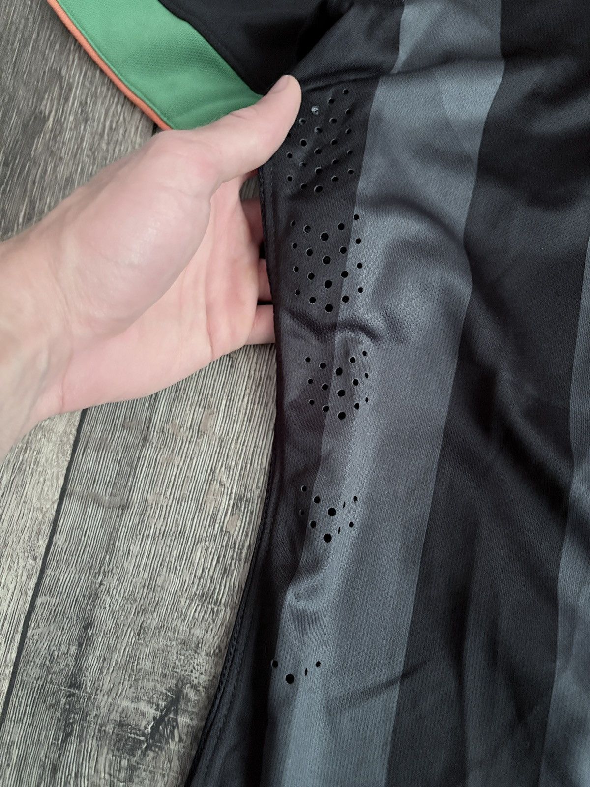 Nike Werder Bremen 2014/2015 Away Football Player Issue Jersey Size US L / EU 52-54 / 3 - 4 Thumbnail