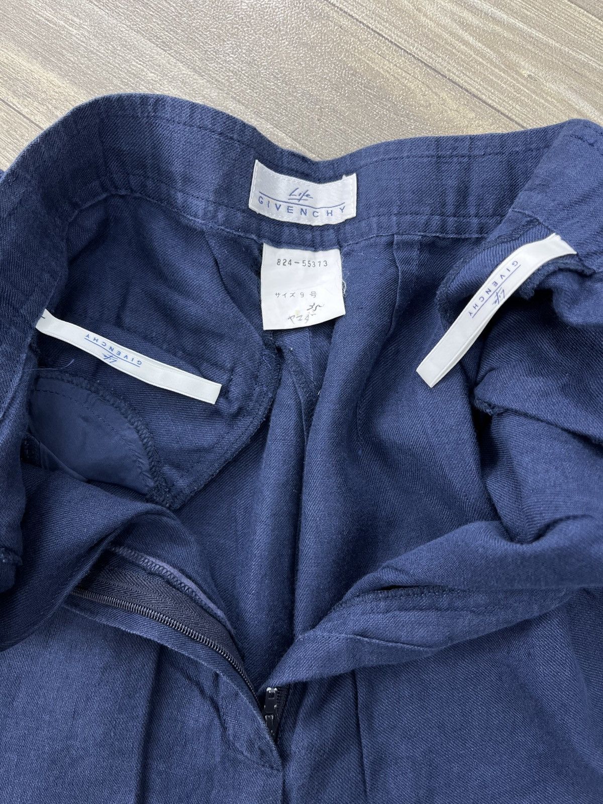 Givenchy Vintage Live Givenchy Cotton Blue Short Pants Size US 27 - 6 Thumbnail