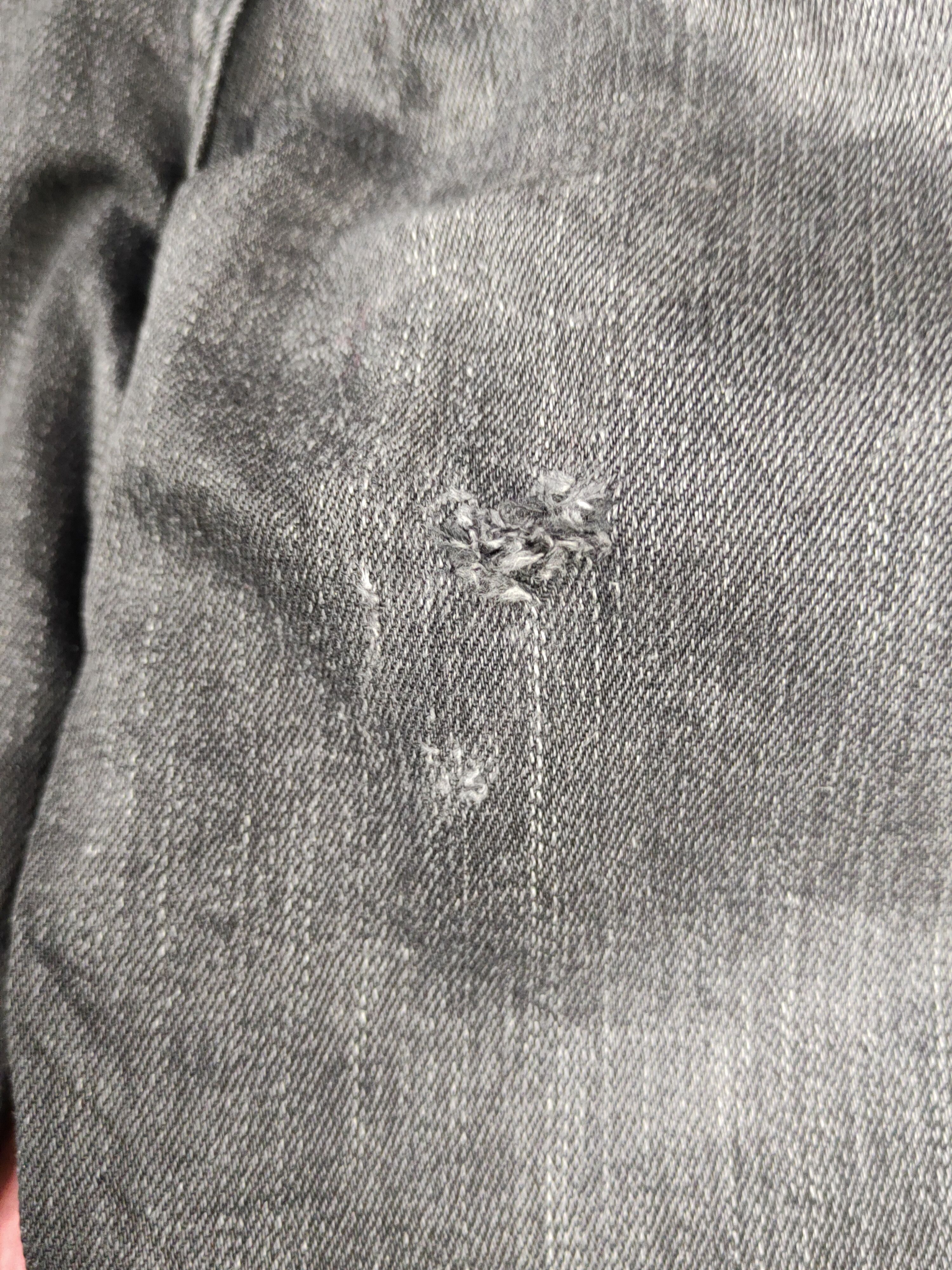 Japanese Brand Uniqlo Black Distressed faded vintage jeans Denim #S1588 Size US 26 / EU 42 - 10 Thumbnail