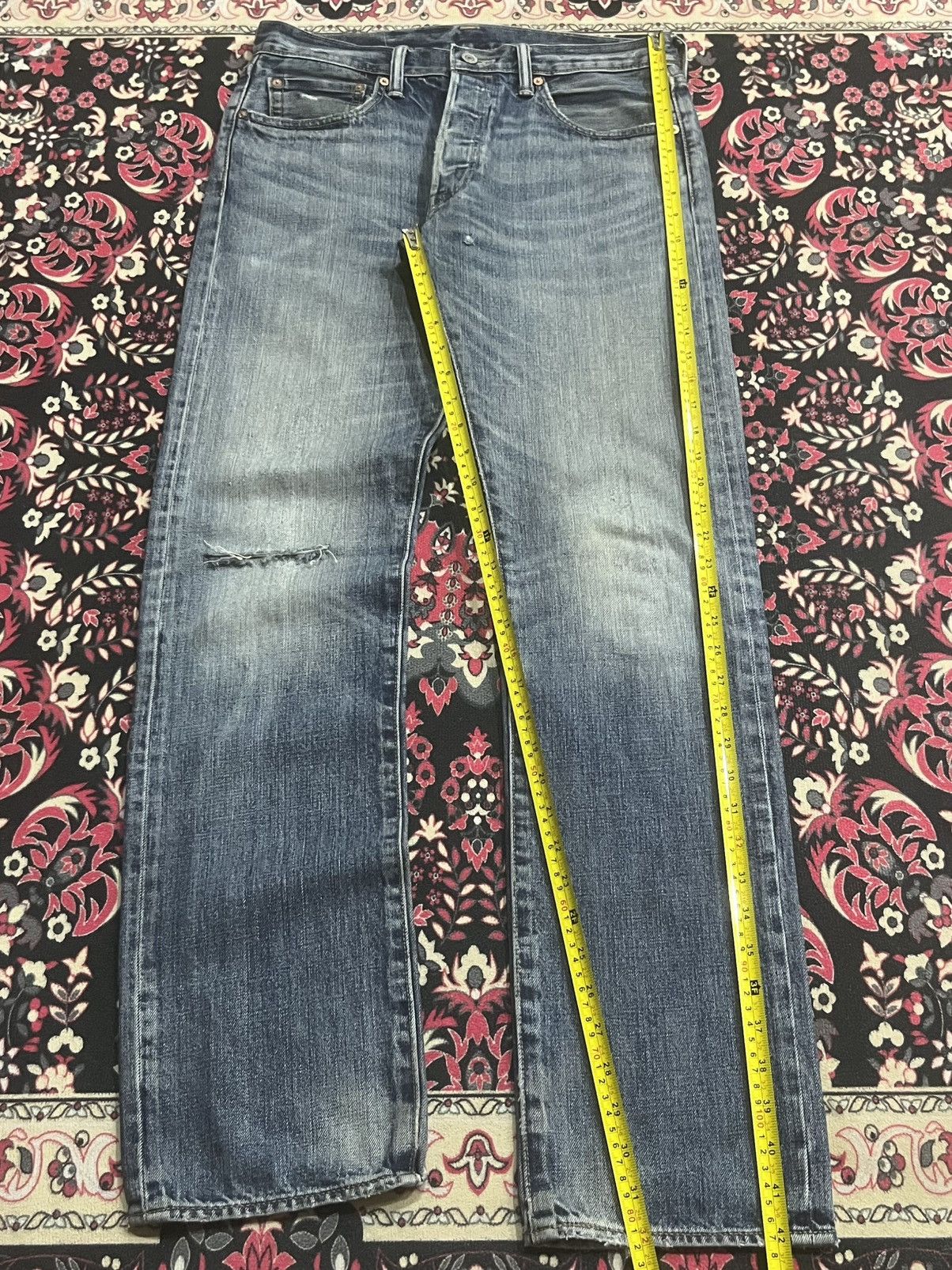 Levi's Vintage Levi’s 501 Blue Faded Washed Distress Straight Jeans Size US 31 - 14 Thumbnail