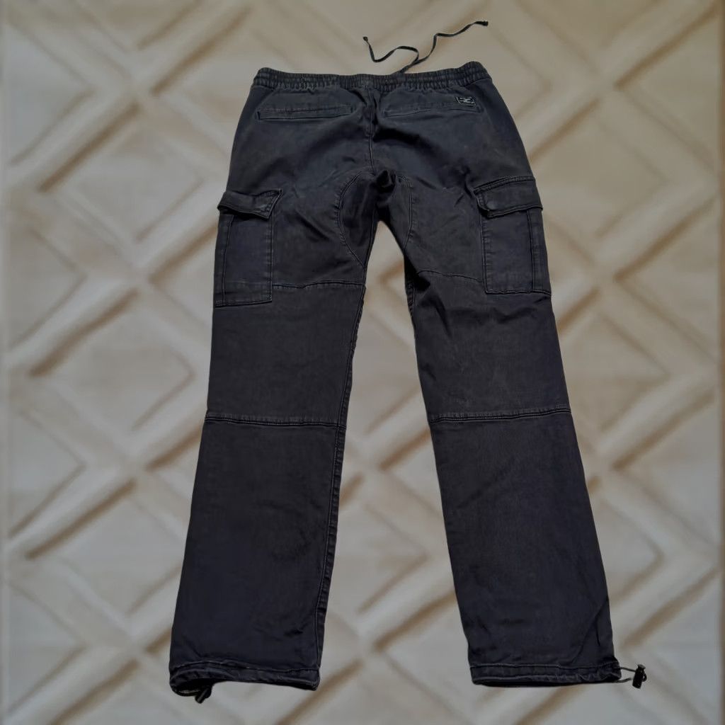 Wrangler Wrangler Cargo Jogger Pants Mens Medium Black Twill Elastic Waist Gusset Crotch Pockets Logo Style: Cargo Size US 36 / EU 52 - 1 Thumbnail