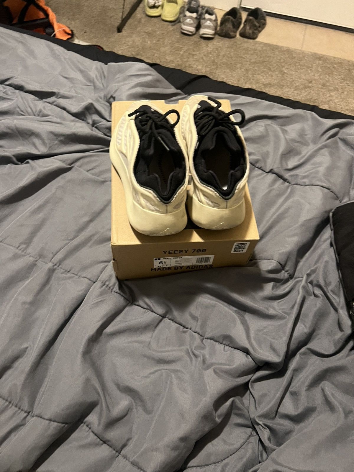 Adidas × Yeezy Yeezy 700 Azael Size US 8.5 / EU 41-42 - 3 Thumbnail