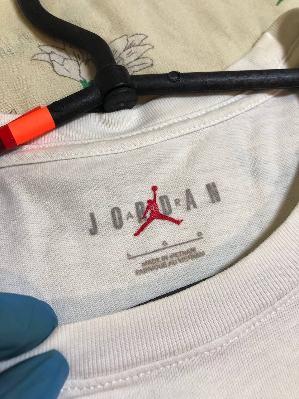 Nike Nike Air Jordan Men's White T-Shirt Black Small Jumpman Logo Size US L / EU 52-54 / 3 - 12 Thumbnail
