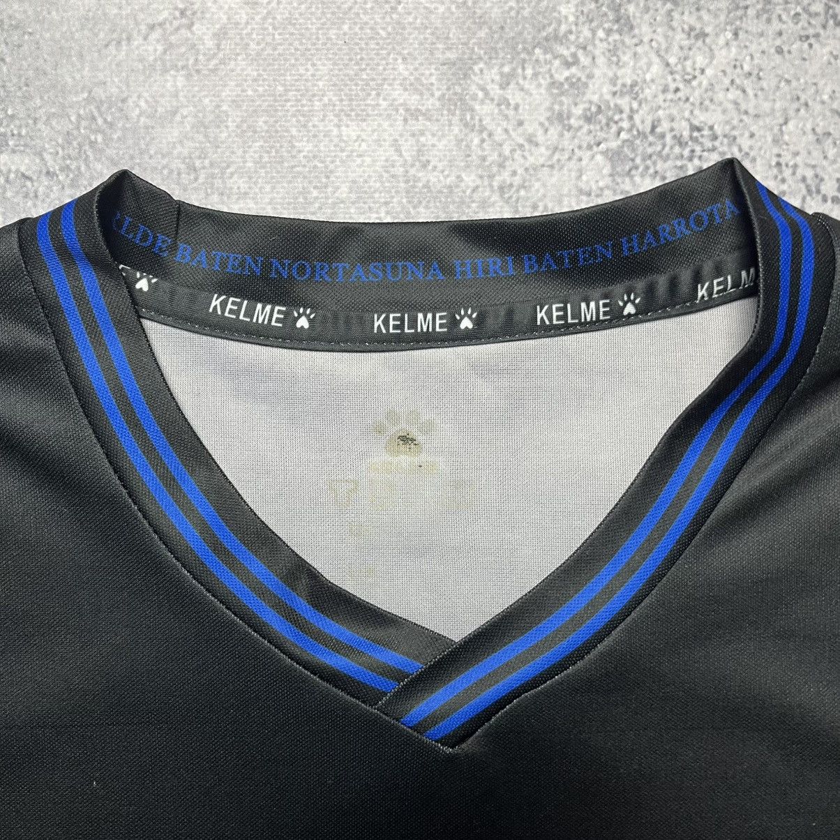 Other Vintage Kelme Deportivo Alaves 2017/2018 Away Soccer Jersey Size US L / EU 52-54 / 3 - 11 Thumbnail