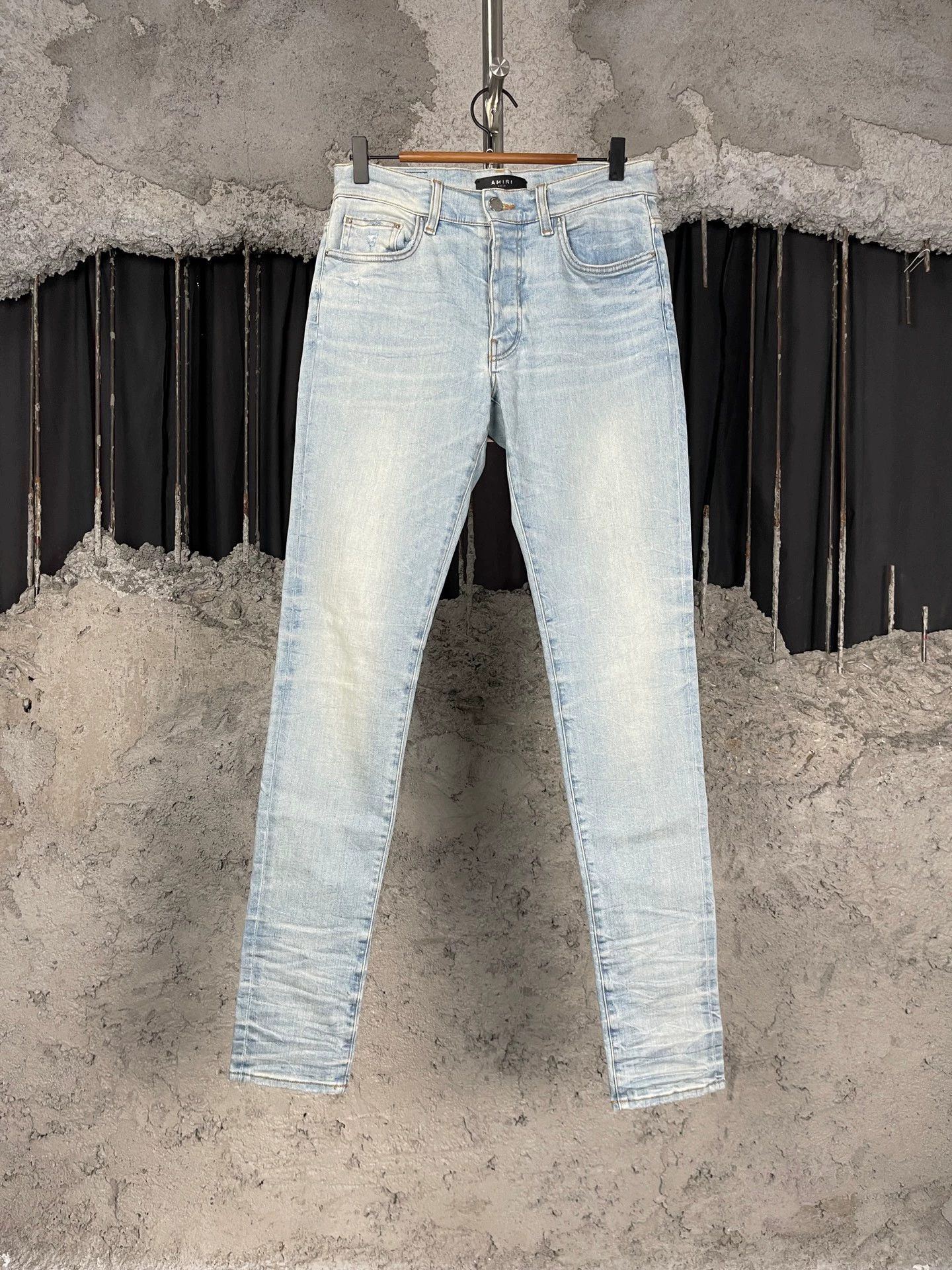 Amiri Amiri 31 Jeans 99 New Size US 31 - 1 Thumbnail