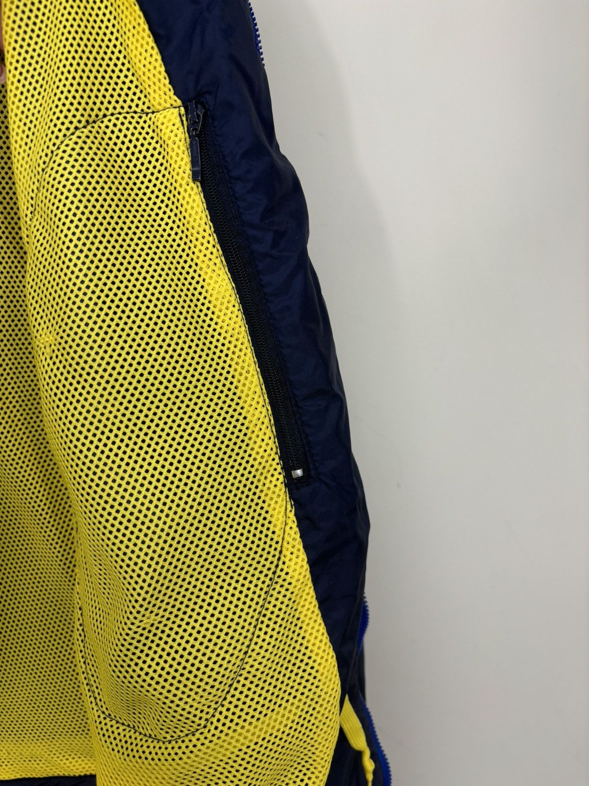 Nike Vintage 90s Nike Y2K Big Logo Retro Hype Hooded Nylon Jacket Size US M / EU 48-50 / 2 - 9 Thumbnail