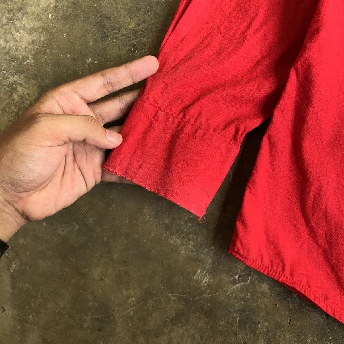 Balmain 🇫🇷 Balmain Paris Red Button Down “B” Patch Logo Luxury Size US M / EU 48-50 / 2 - 9 Thumbnail